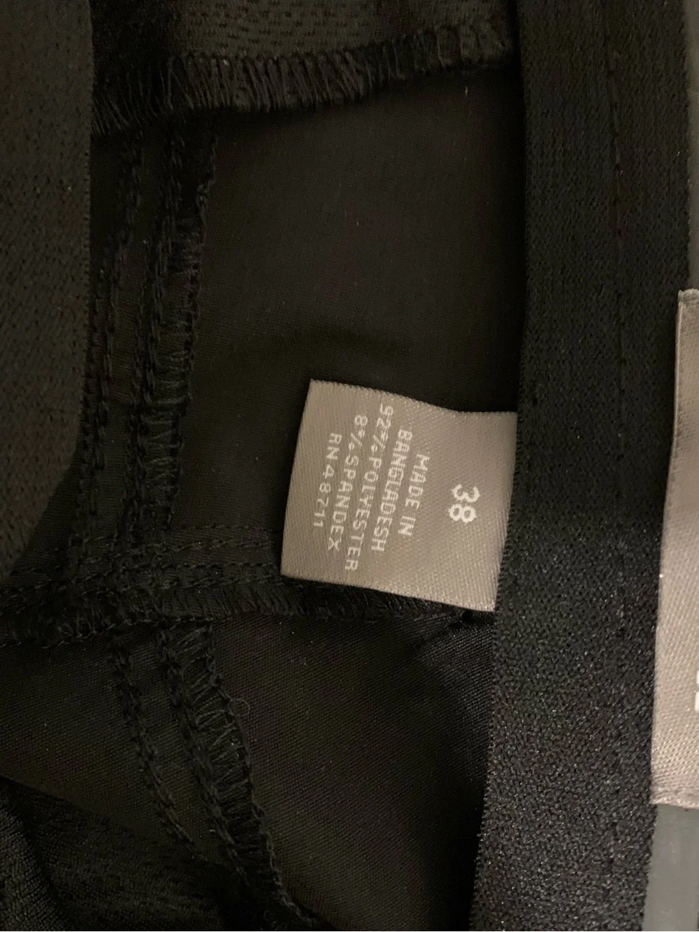 Falls Creek size 38x31 NWT’s tech jogger; see pic for thread fray